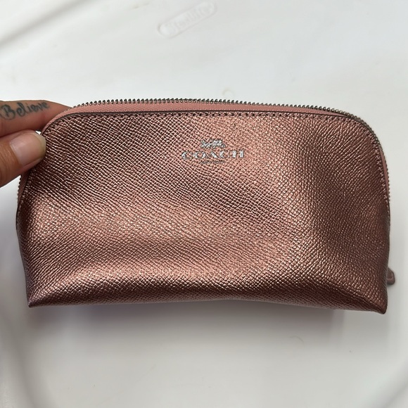 Cosmetic bag - Picture 2 of 6